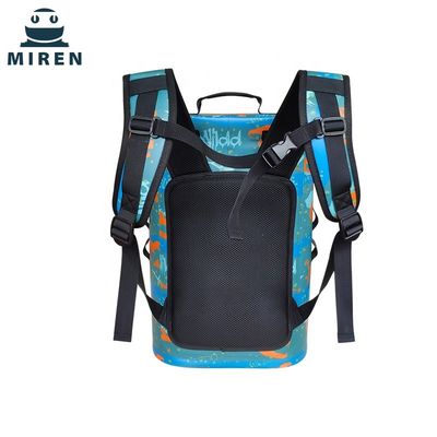 Mochila más fresca modificada para requisitos particulares del camuflaje de 29 latas para la comida campestre que acampa
